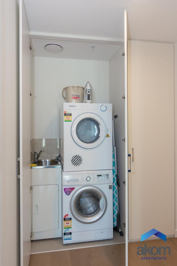 Akom Melbourneアパートホテル エクステリア 写真